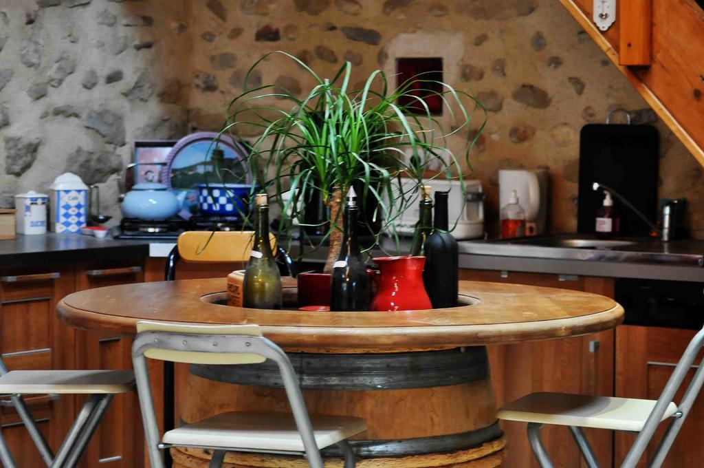 Chambres D'Hotes Les 7 Semaines Chantemerle-les-Bles Екстер'єр фото